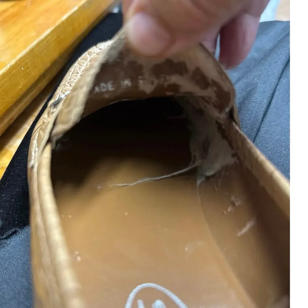 Talbots Women’s Size 6 Tan Croc Embossed Shoes Leather Loafers Tan Slip On